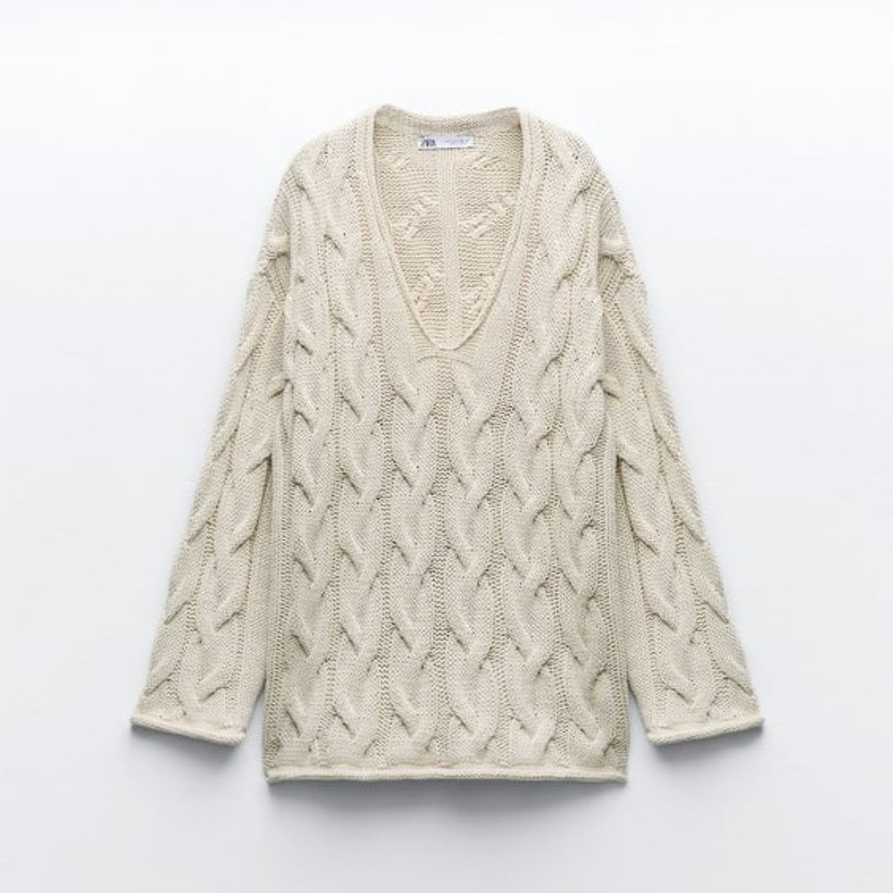 NWT Zara Off White Cable Knit V-Neck Sweater L